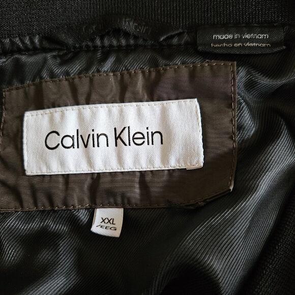 Calvin Klein Men's Quilted Bomber Jacket Camo Zipper Detail sz XXL EUC - Picture 3 of 9